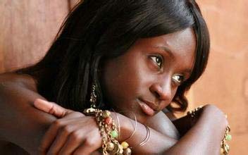 非洲女性偏见习俗--封建陪睡制度