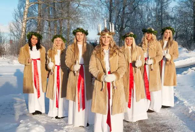 芬兰特色节日习俗