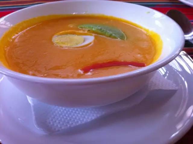 厄瓜多尔旅游指南--世界闻名的美食：煲汤