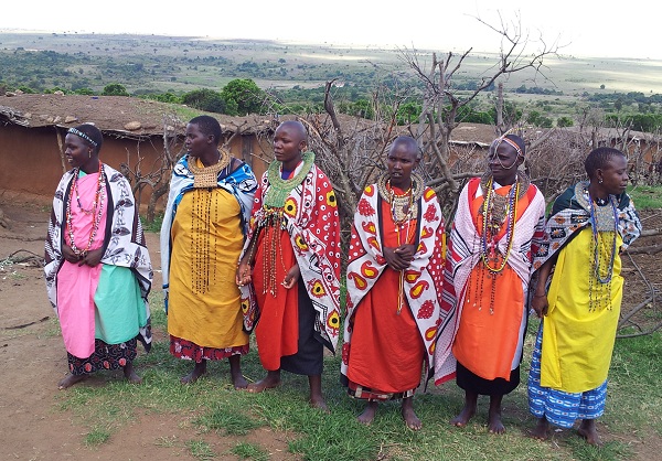 肯尼亚传统习俗--民族服饰