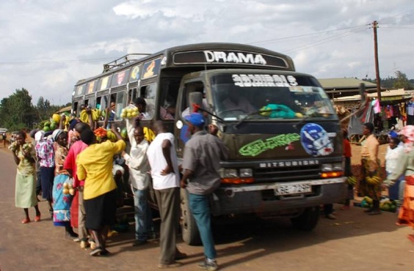 肯尼亚传统习俗--肯尼亚的公共汽车