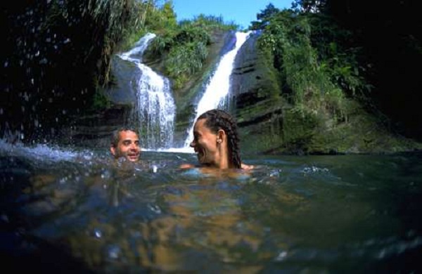 格林纳达十大旅游景点指南--协和瀑布