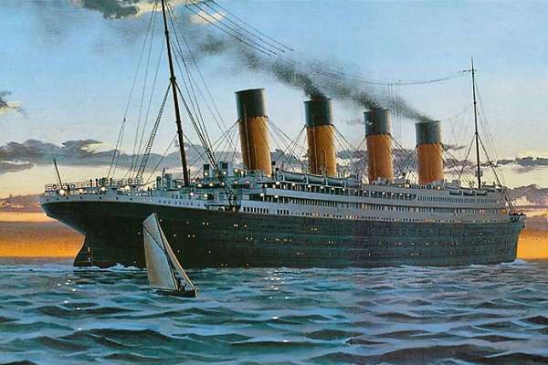 泰坦尼克号沉船之谜--行驶中的泰坦尼克号