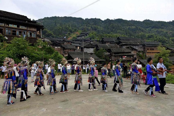 侗族传统节日一览--侗族吃新节又称“尝新”、“六月六”、“新米节”。民间侗族的传统节日。